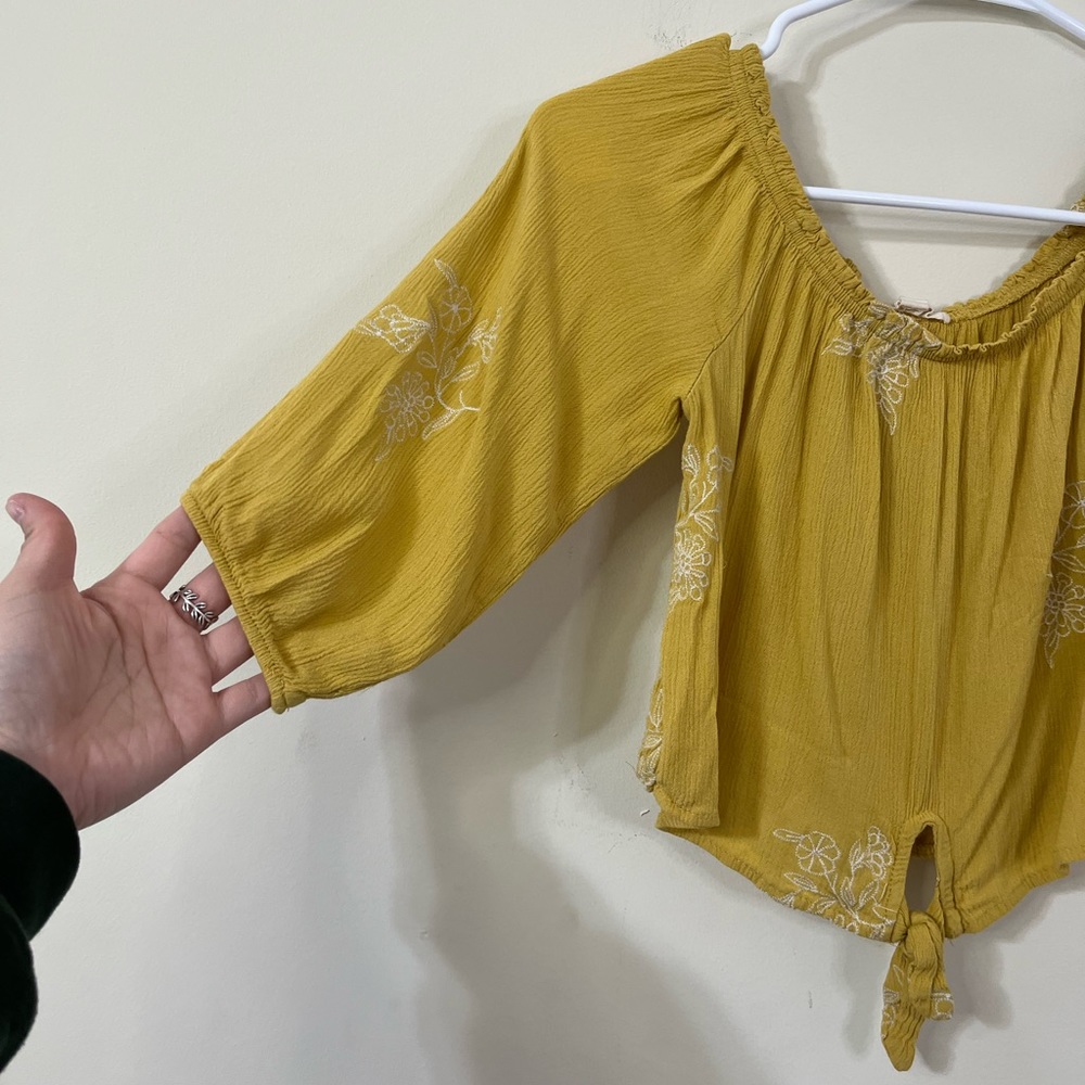 Rebellion Mustard White Flower Embroidered Off The Shoulder Cropped Front Tie S - Picture 2 of 8